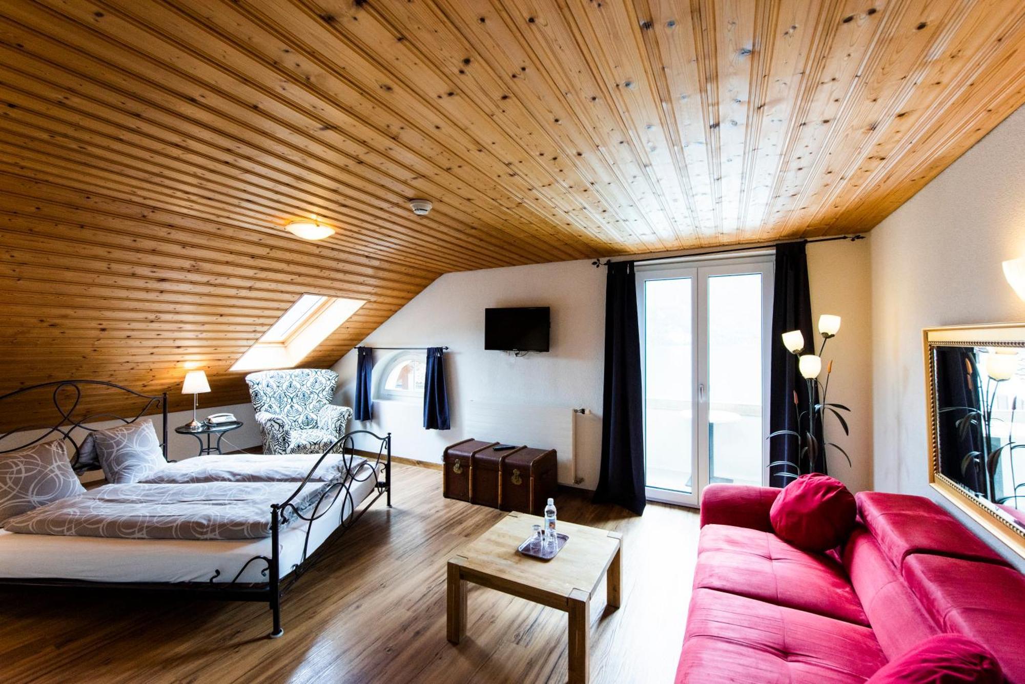 Hotel Brienzerburli Бриенц Экстерьер фото