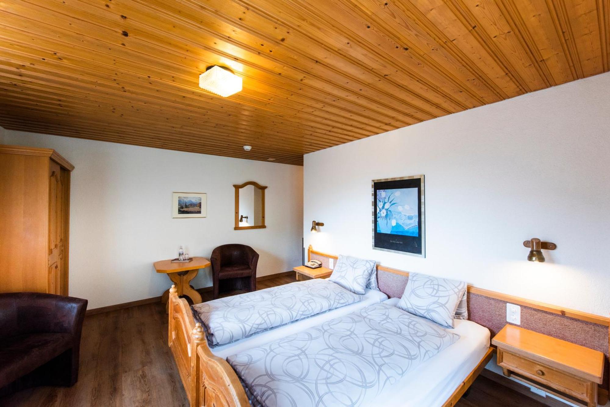 Hotel Brienzerburli Бриенц Экстерьер фото