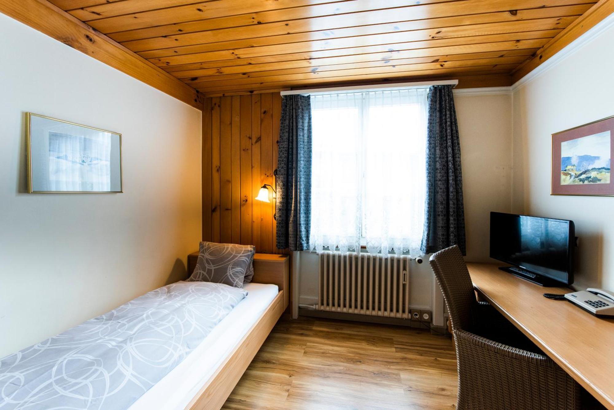 Hotel Brienzerburli Бриенц Экстерьер фото